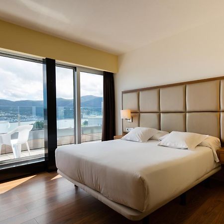 ויביירו Hotel Thalasso Cantabrico Las Sirenas 4 Superior מראה חיצוני תמונה