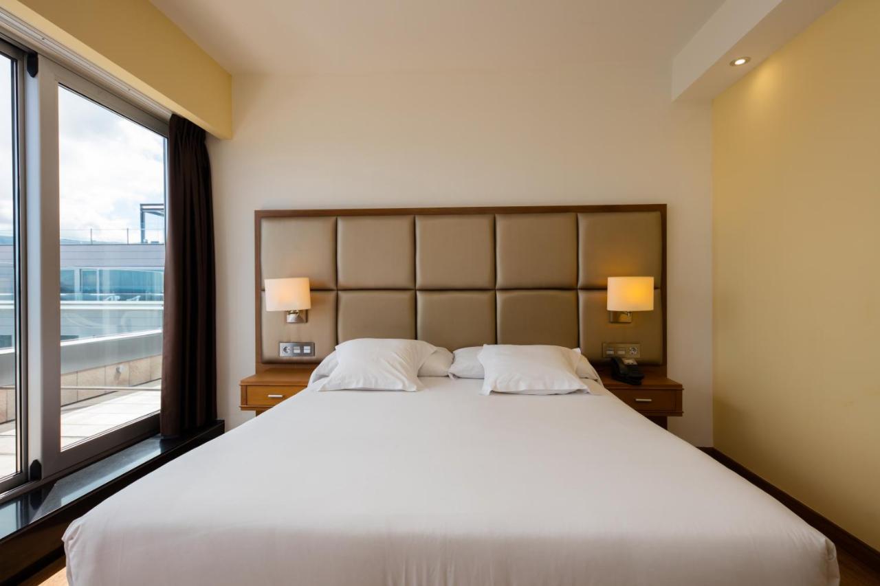 ויביירו Hotel Thalasso Cantabrico Las Sirenas 4 Superior מראה חיצוני תמונה