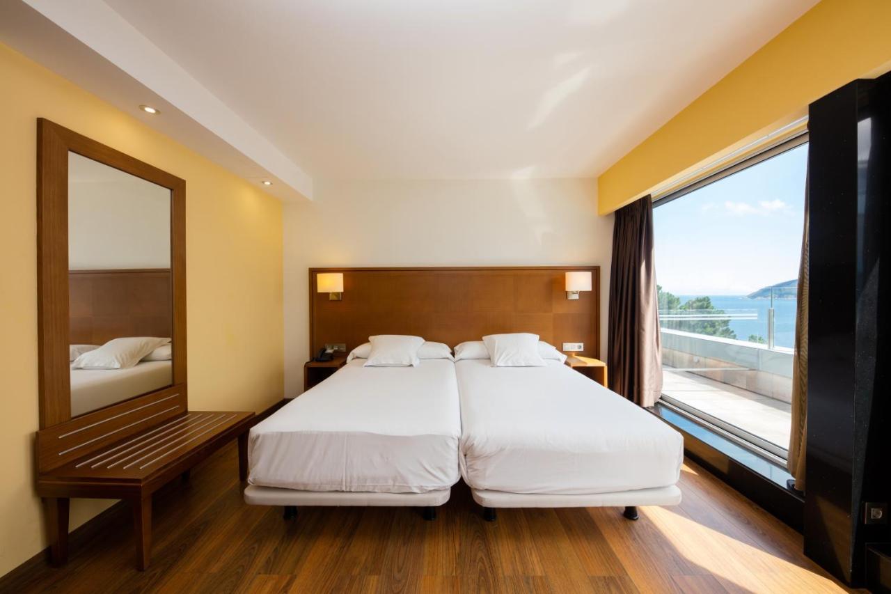 ויביירו Hotel Thalasso Cantabrico Las Sirenas 4 Superior מראה חיצוני תמונה