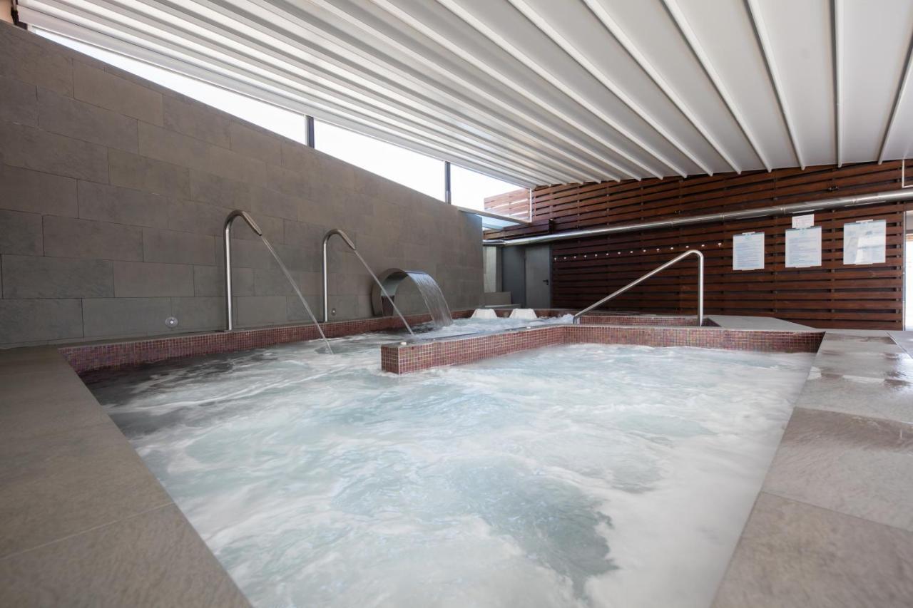ויביירו Hotel Thalasso Cantabrico Las Sirenas 4 Superior מראה חיצוני תמונה